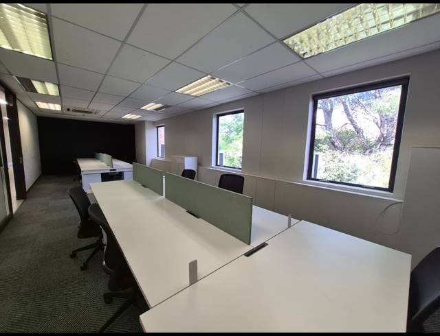 74M² OFFICE TO LET IN SANDTON CENTRAL